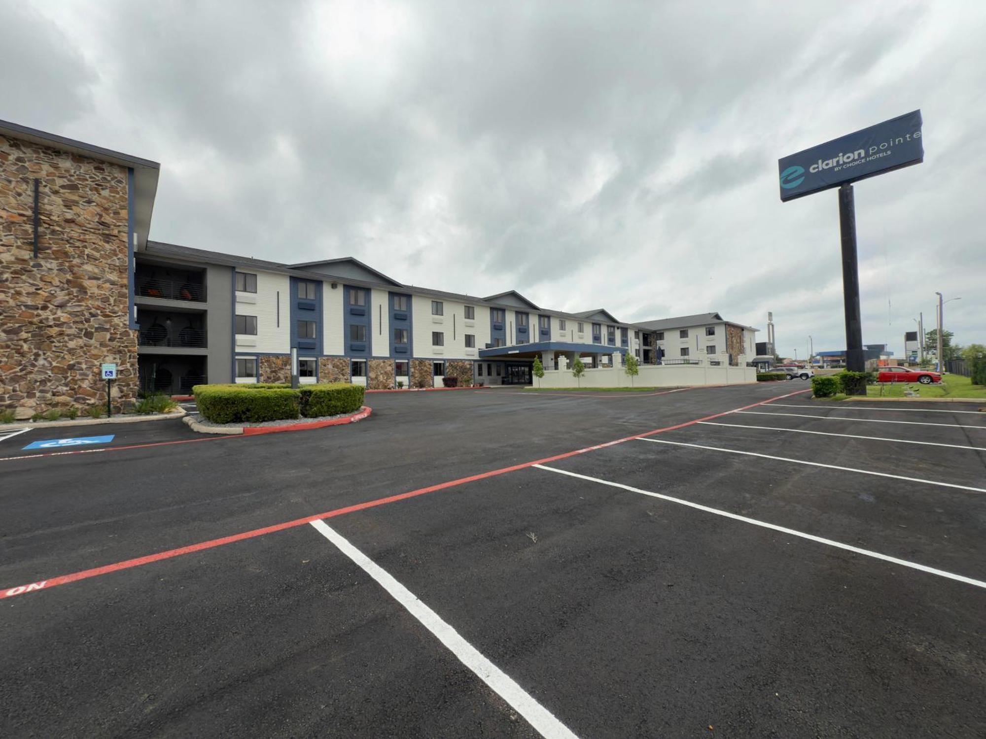 Hotel Clarion Pointe à Shreveport Extérieur photo